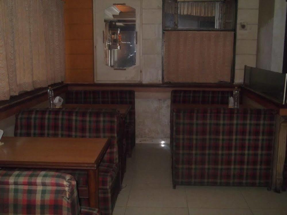Hotel Palms Navi Mumbai Ngoại thất bức ảnh