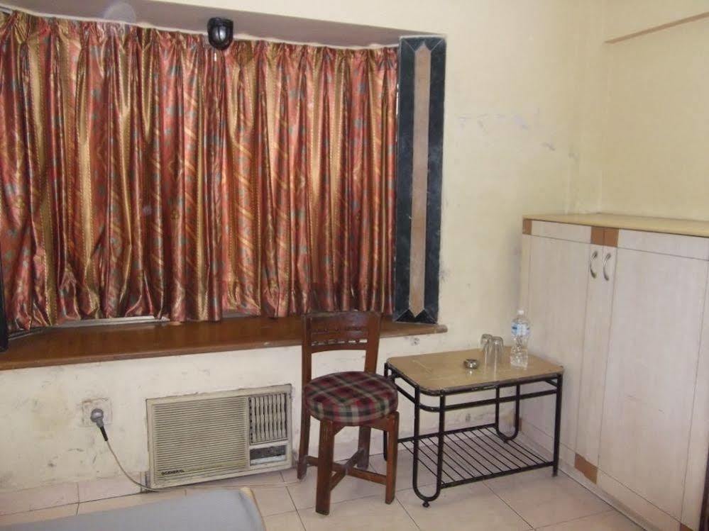 Hotel Palms Navi Mumbai Ngoại thất bức ảnh